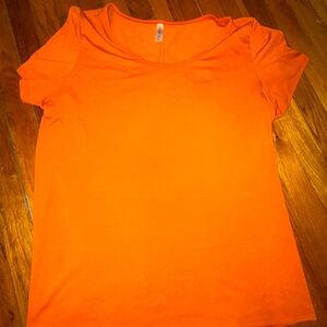 LuLaRoe Bright Orange Short Sleeve Tee